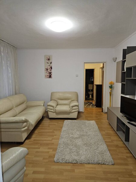 Masina de Paine (Obor), 3 min. metrou, apartament 3 camere.